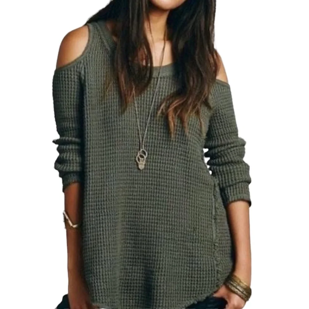 Free People Medium Olive Green Sunrise Cold Shoulder Cut Out Sweater 💯 Cotton R - Picture 1 of 8